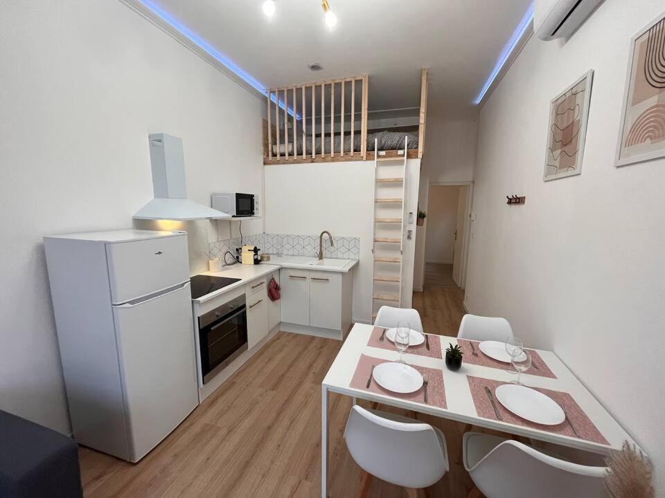 Montsejour - Logement Climatise Netflix, Mezzanine Carcassonne Exteriér fotografie